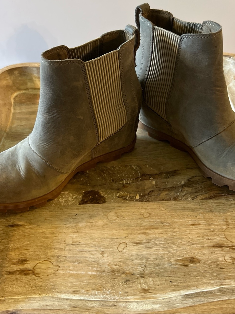 Sorel Gray Chelsea Wedge Ankle Boots